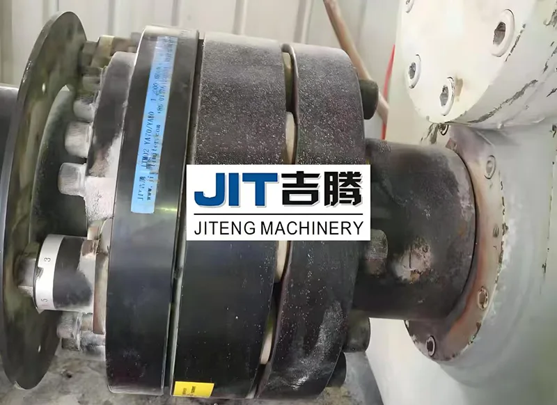 Pièce de connexion pour la boîte de vitesses de l'extrudeuse